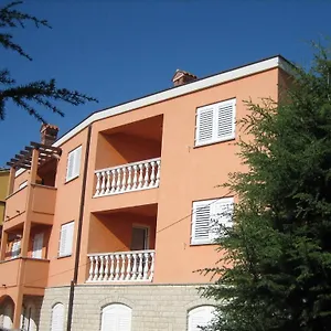 Gostinjska kuća Mare E Monti