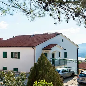 Apartment Iris, Rabac