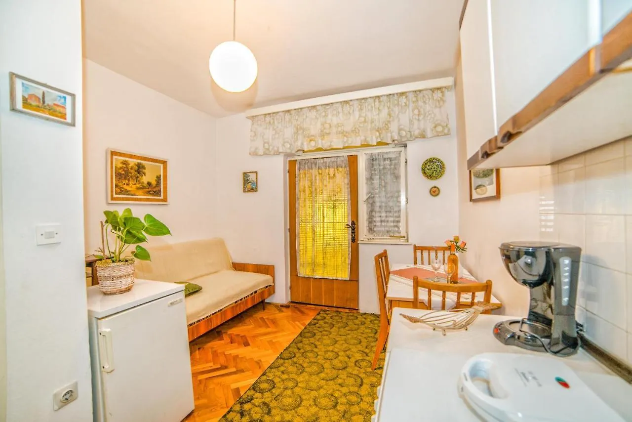 Apartments Poljak Rabac 3*,  Croatia